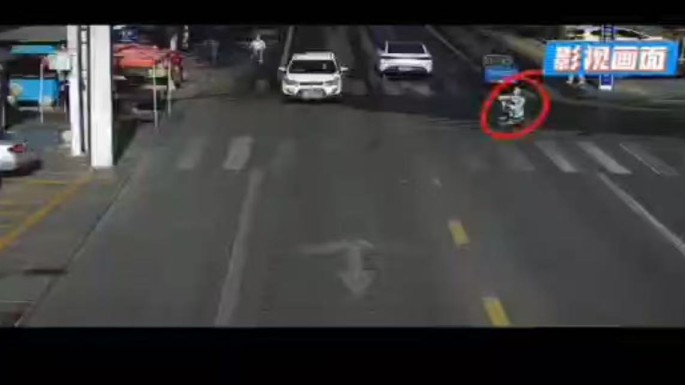 十次事故九次快 莫和死神去比赛